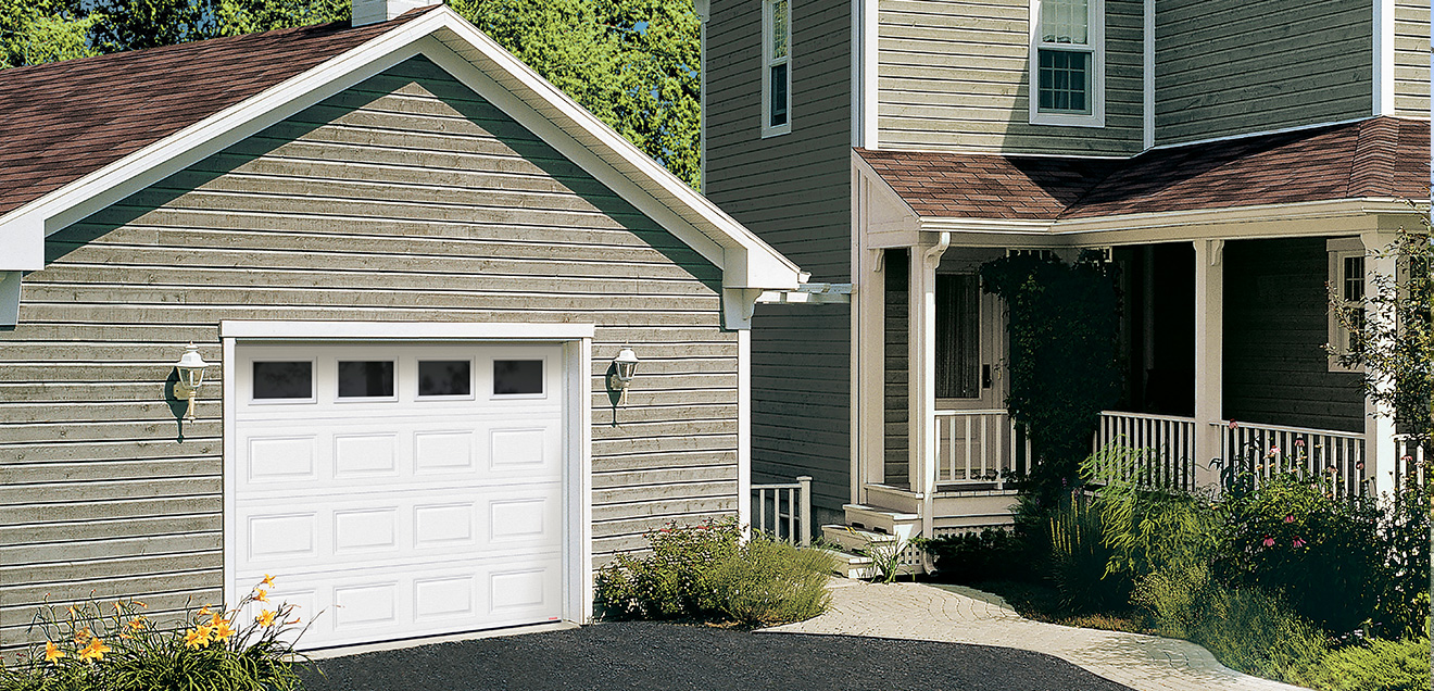 Garage door in Petrolia, Ontario